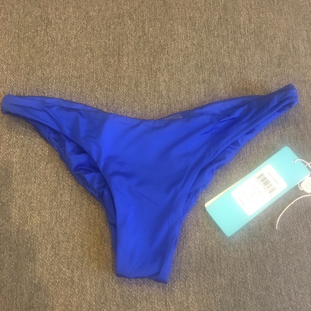 Beach Bunny Skimpy Bottom
